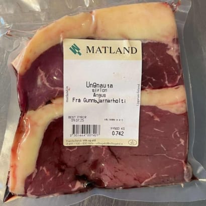 Fersk sirloinsteik af Angus frá Gunnbjarnarholti
