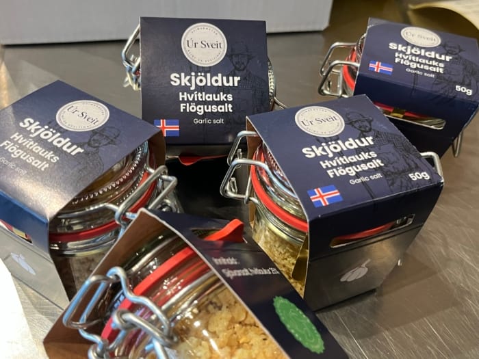 Flögusaltið Skjöldur frá Dalahvítlauk