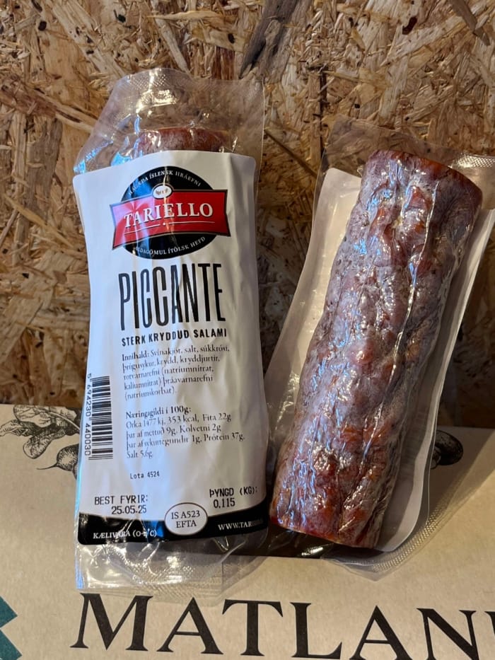 Piccante - sterkt kryddað salami frá Tariello - 1 stk.