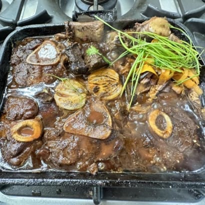 Osso bucco úr ungnautum frá Holti
