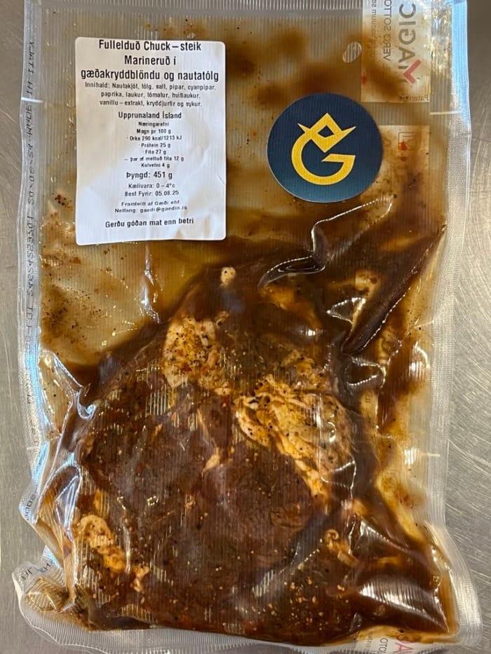 Chuck-steik af nauti - fullelduð souis-vide