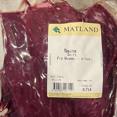 Ytra skirt af Angus frá Hvammi