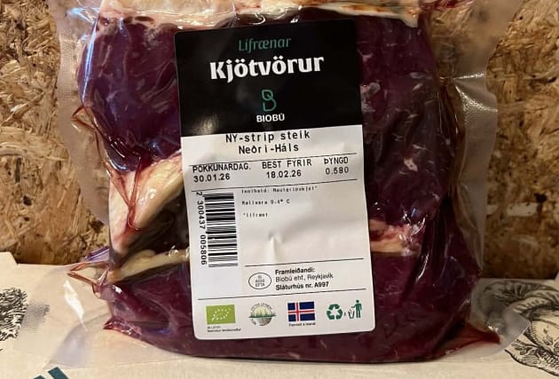 Ferskt lífrænt NY-strip frá Neðra-Hálsi