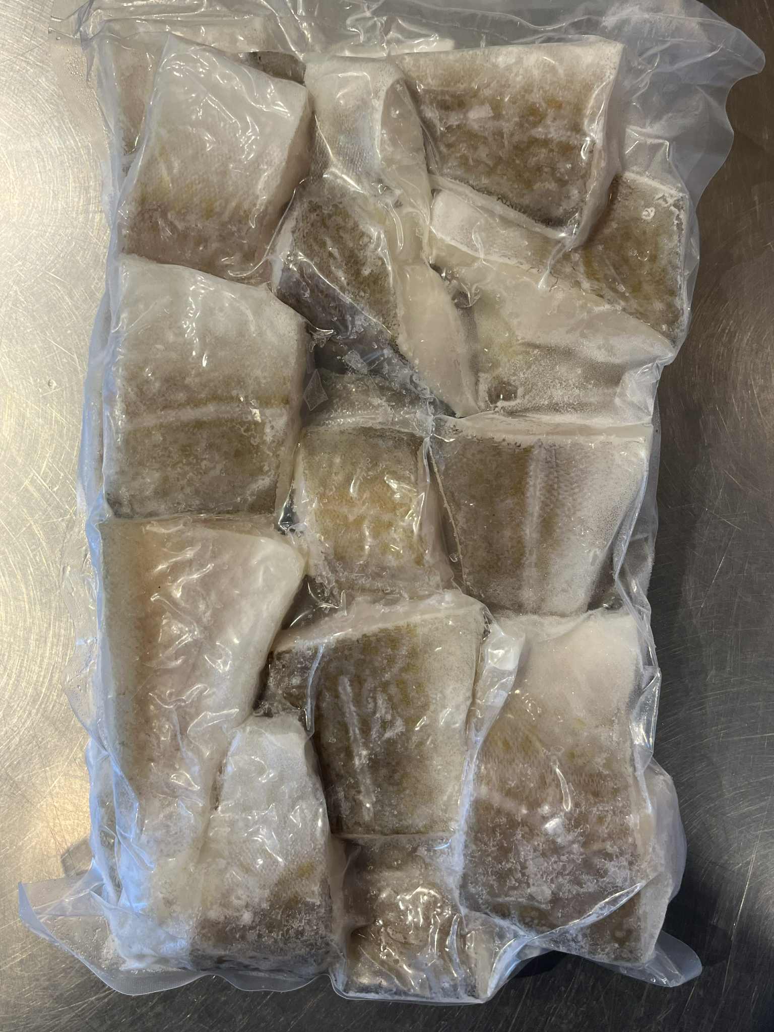 Saltfiskur - léttsaltaður þorskur í bitum - 2 kg - Image 3