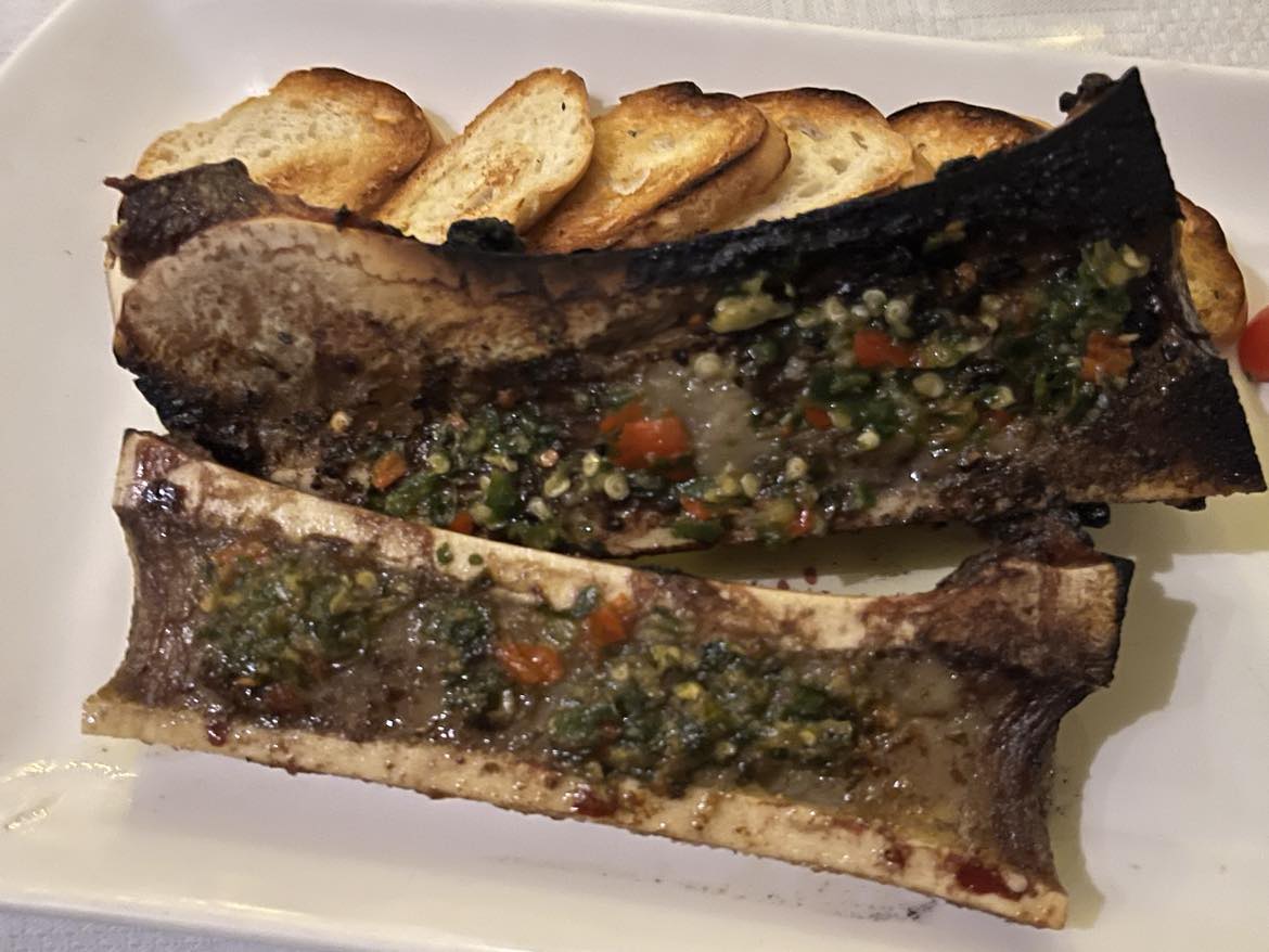 Mergbein frá Reykjum