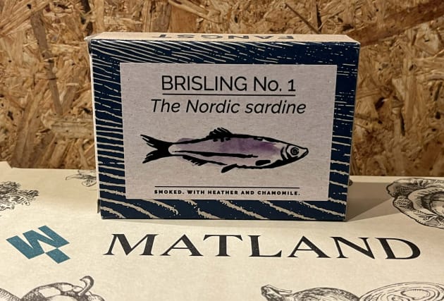 Brisling no. 1 - Norræn sardína - reykt með lyngi og kamillu