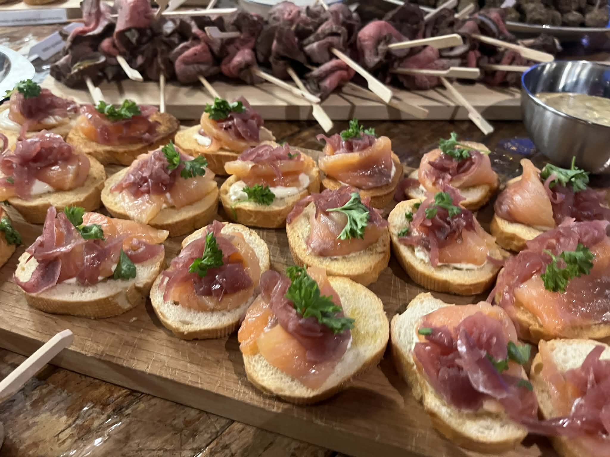 Taðreyktur lax - heil flök - Image 4