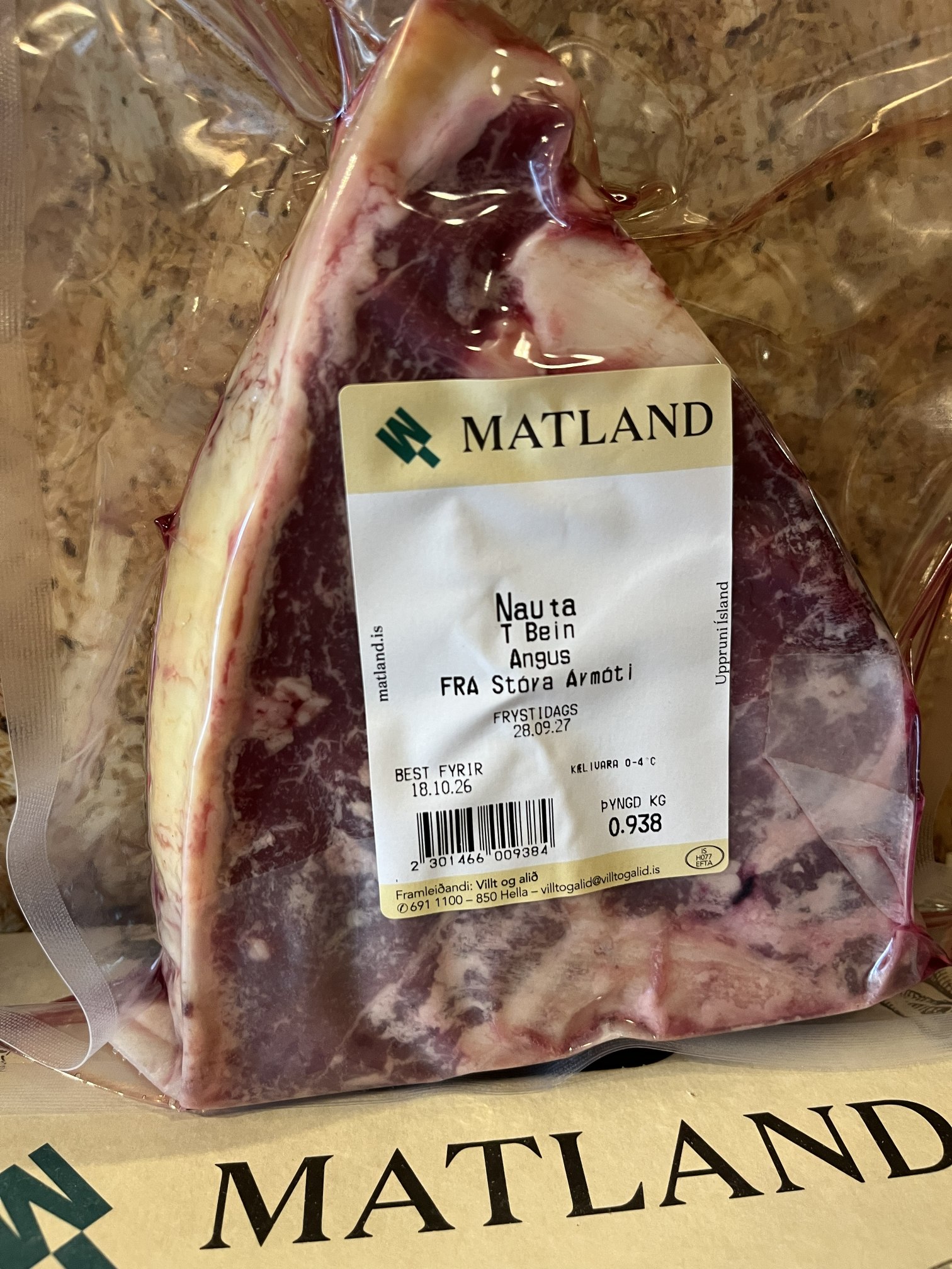 Fersk T-beinssteik af 100% Angus frá Stóra-Ármóti