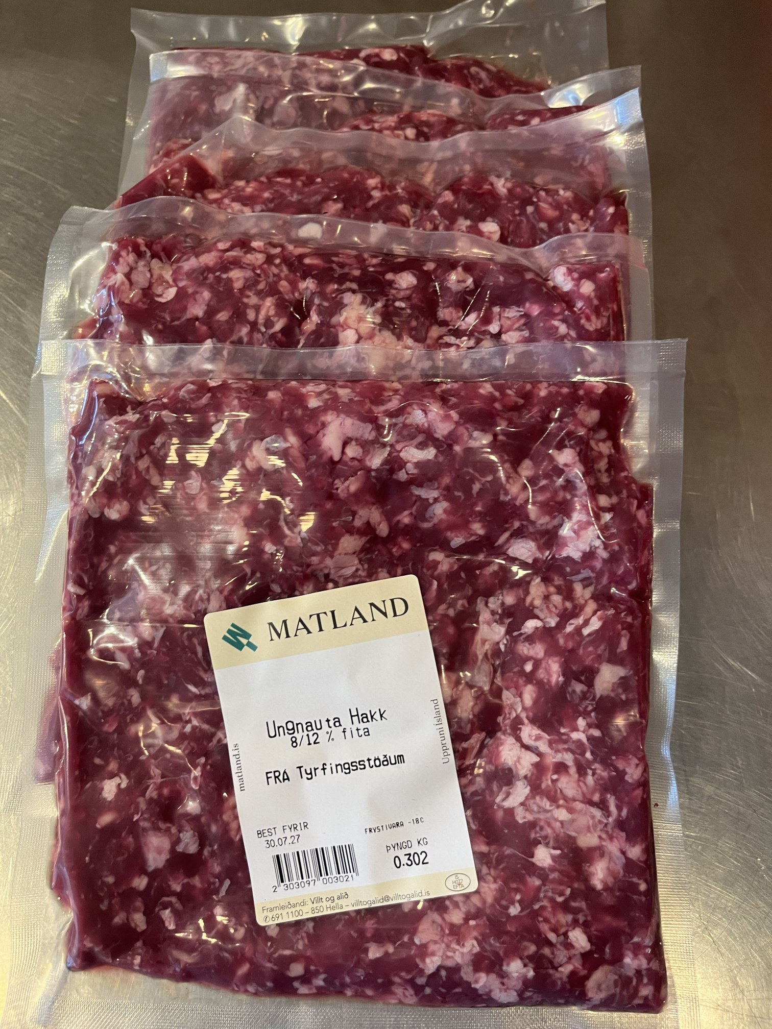 Litlir pakkar af hakki af grasfóðruðum Angus-uxum frá Tyrfingsstöðum - 5 pk x 300 g